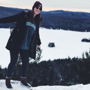 Meet your Posher, Carissa